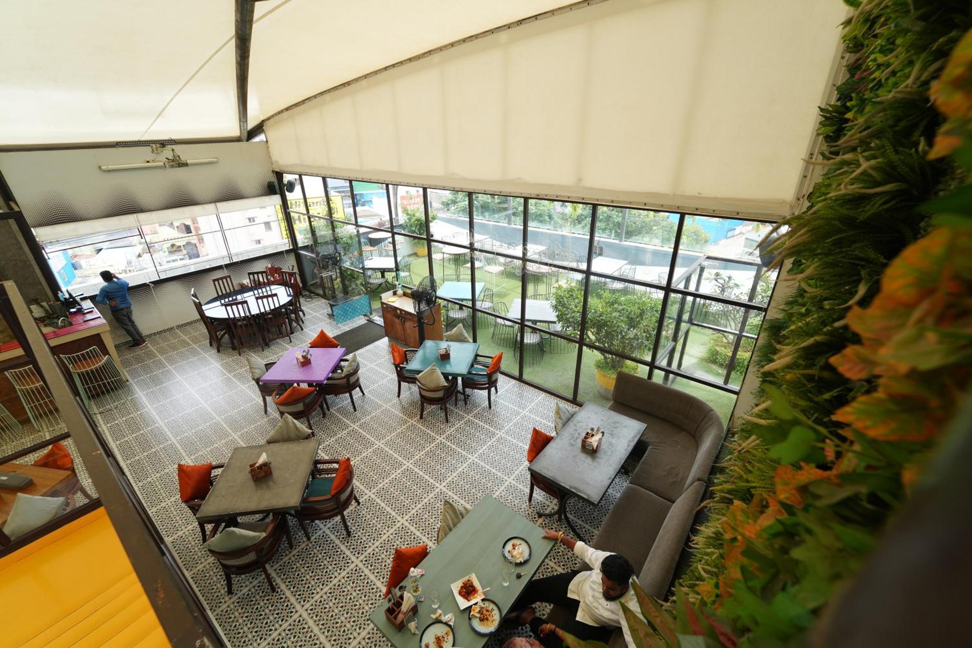 Hotel Vaishnavi Residency à Bangalore Extérieur photo