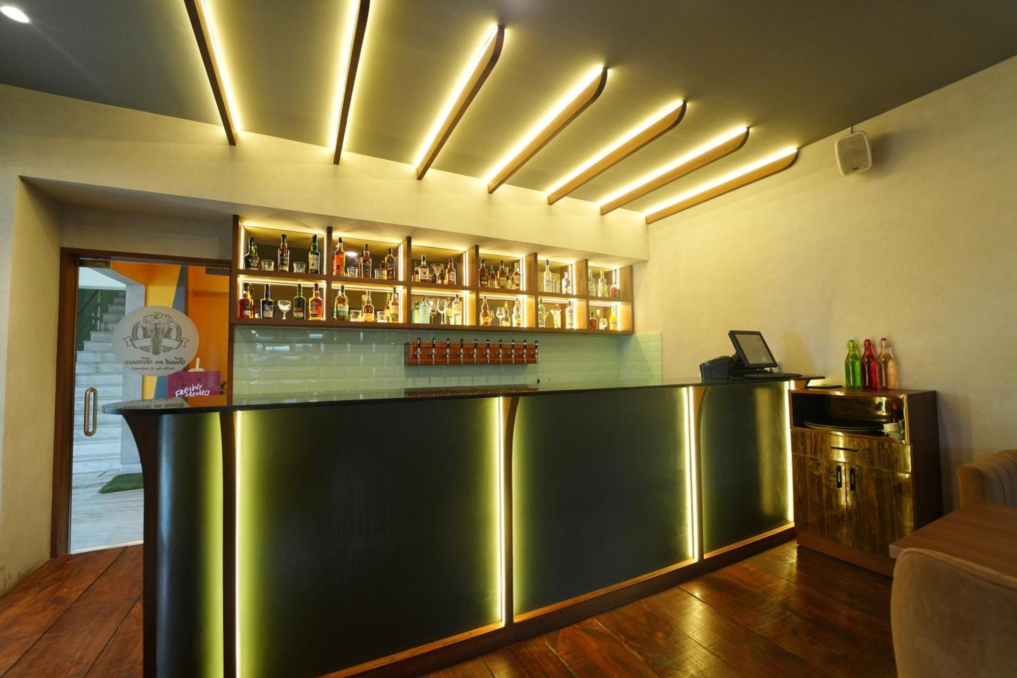 Hotel Vaishnavi Residency à Bangalore Extérieur photo
