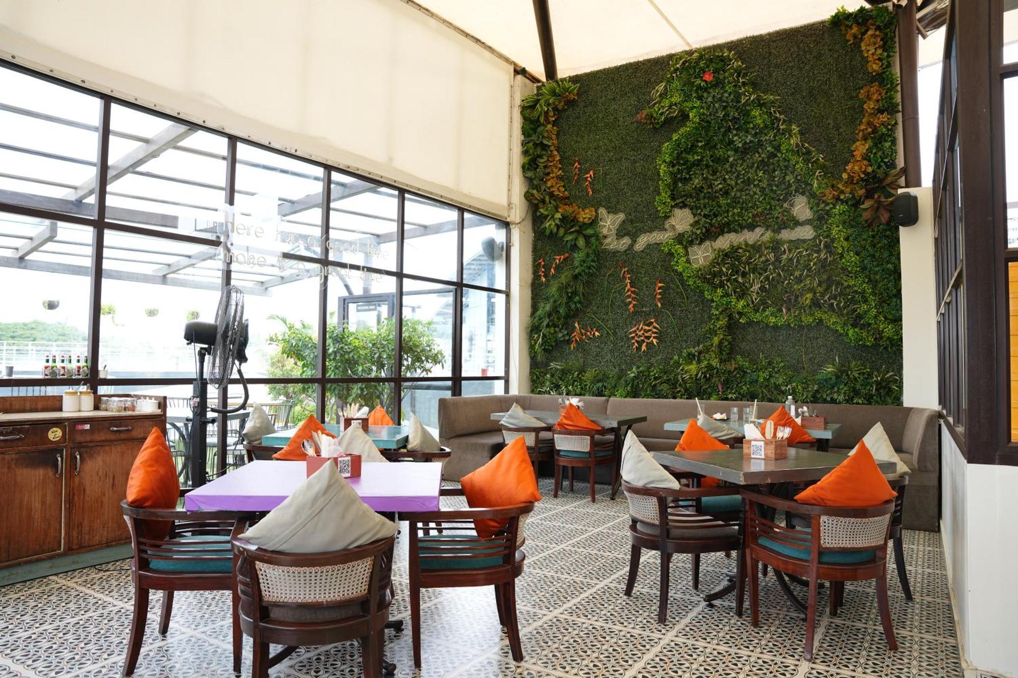 Hotel Vaishnavi Residency à Bangalore Extérieur photo