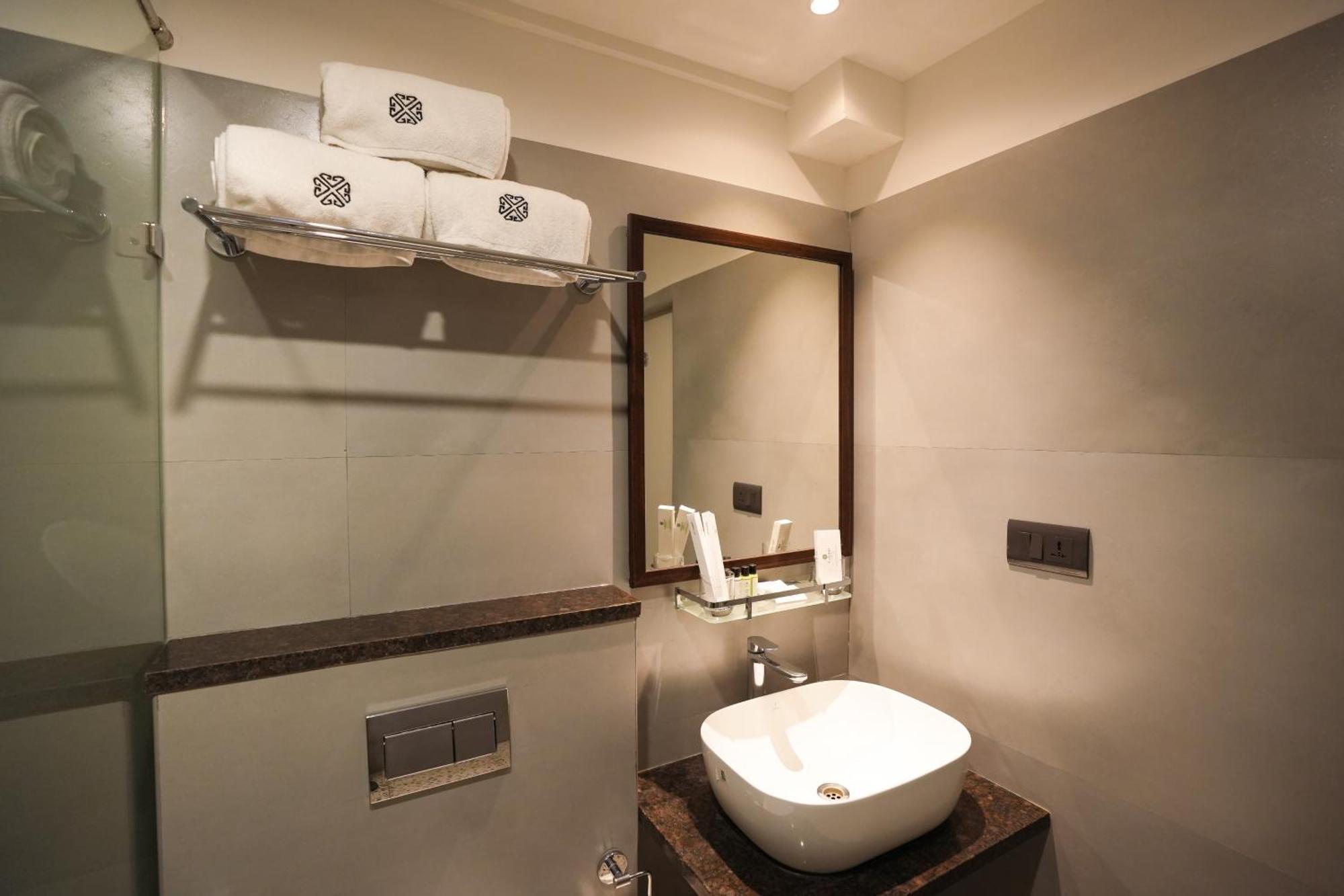 Hotel Vaishnavi Residency à Bangalore Extérieur photo