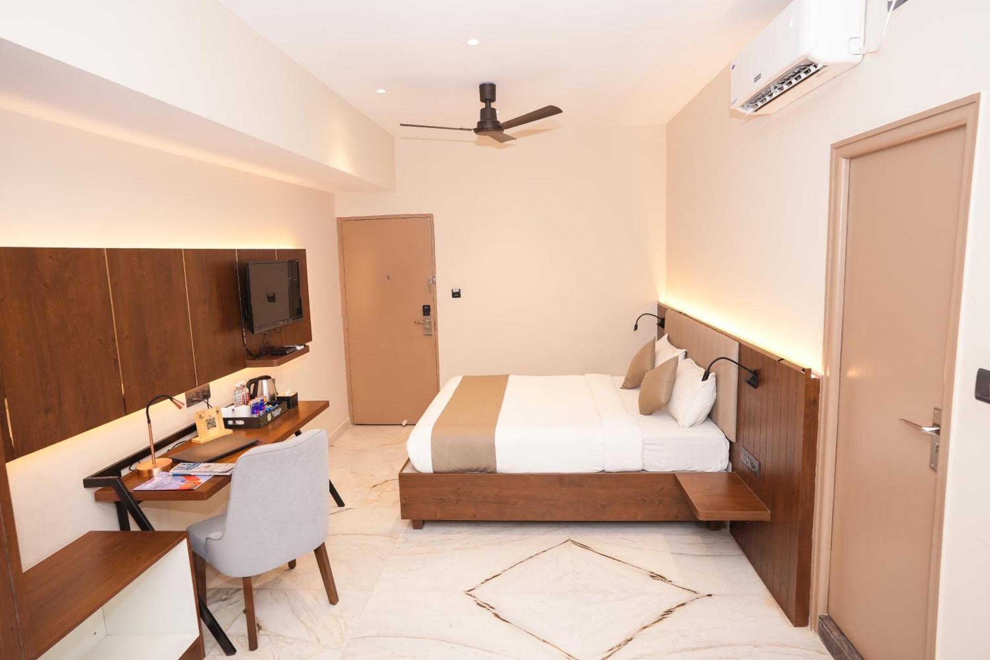 Hotel Vaishnavi Residency à Bangalore Extérieur photo