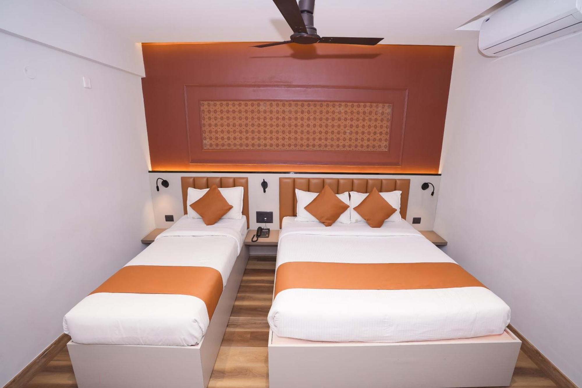 Hotel Vaishnavi Residency à Bangalore Extérieur photo