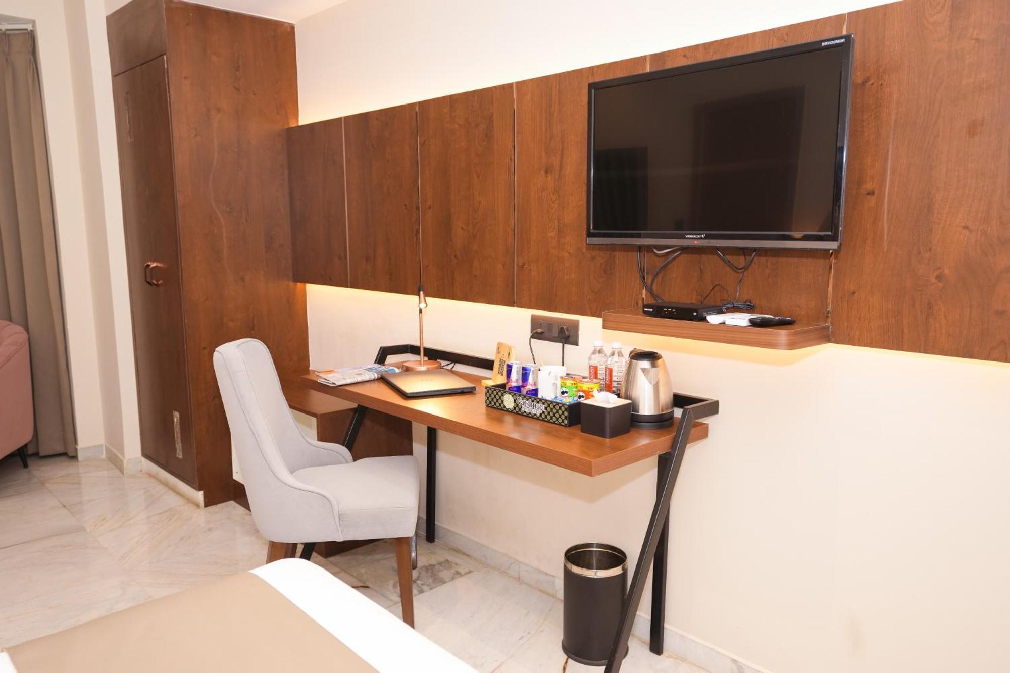Hotel Vaishnavi Residency à Bangalore Extérieur photo